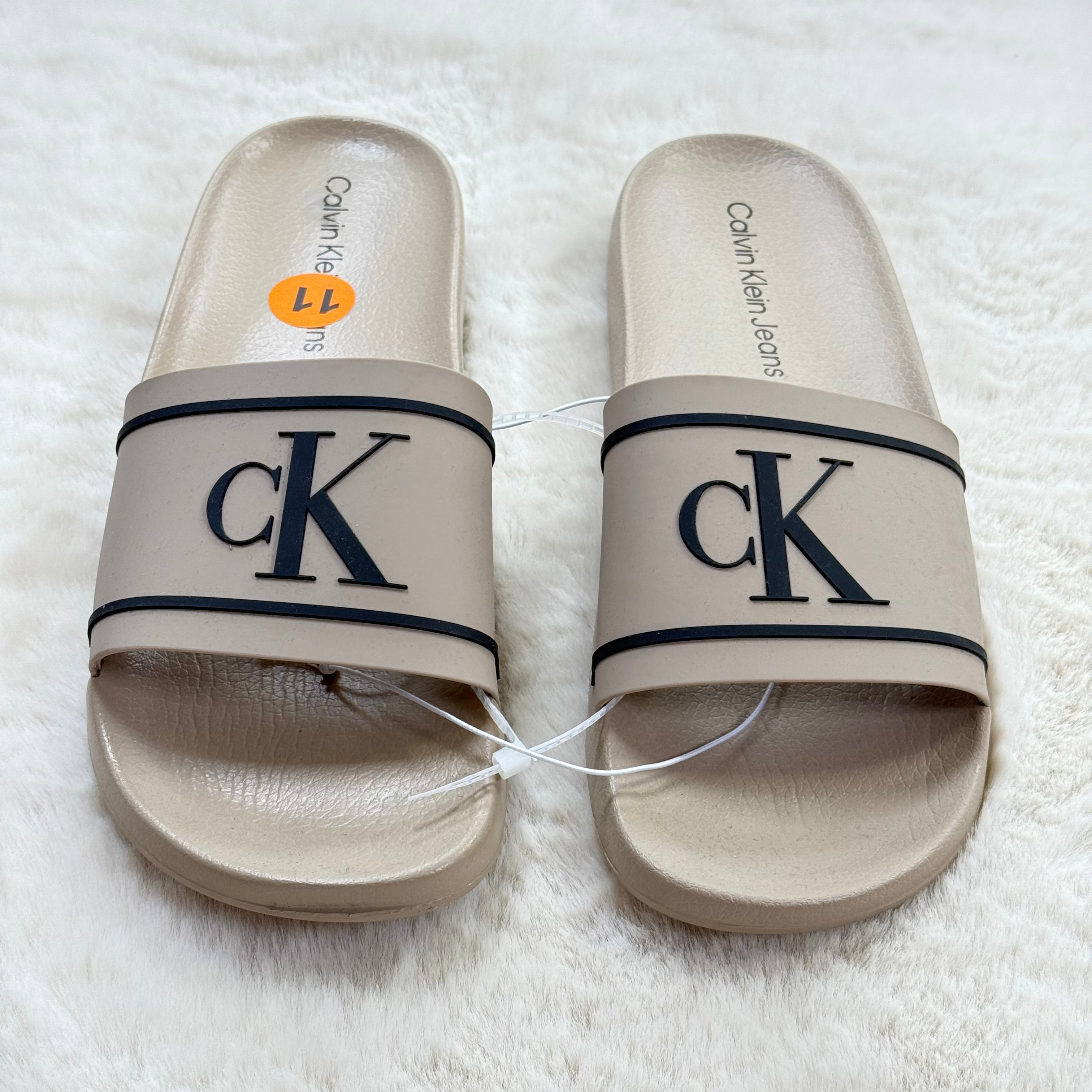 Calvin Klein - Sandales Nudes
