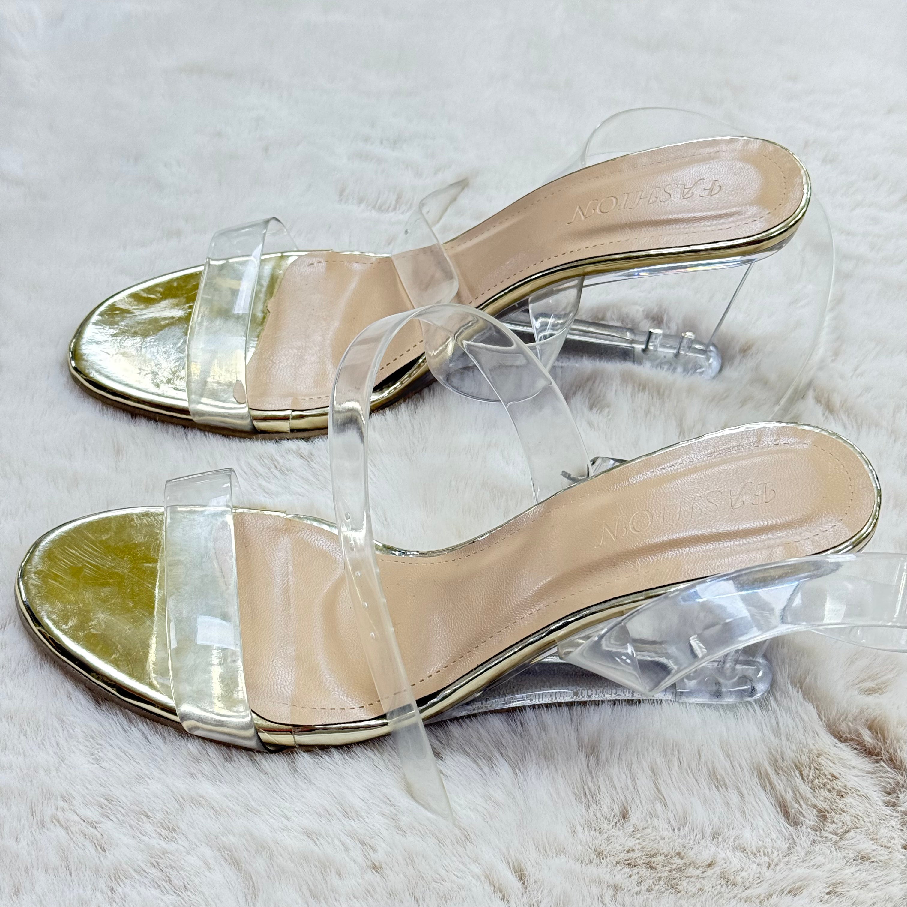 Fashion - Escarpins Dorées & Transparentes